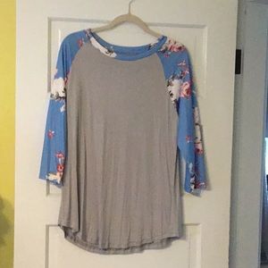 3/4 Sleeve Floral Shirt